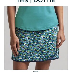 NWT Bermuda Sands Apparel ladies golf skort.
